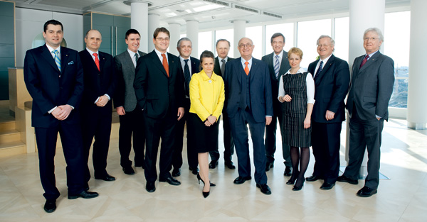 Members of the Executive Board (photo)